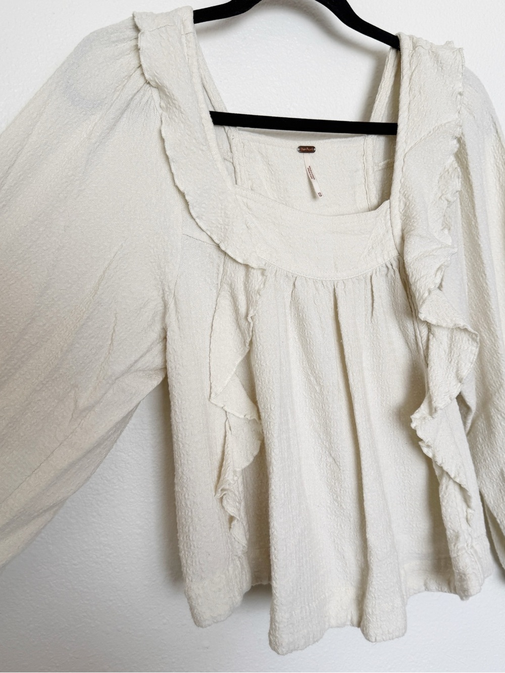 Free People Bonnie Blouse Cream Ruffle Peasant Boho Top XS - Picture 6 of 10